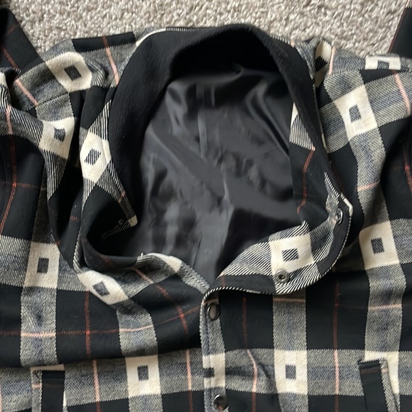 PLAID BOMBER - Picture 3 of 3